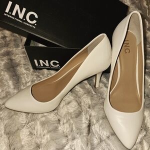 INC International Concepts Women's Off White Heels